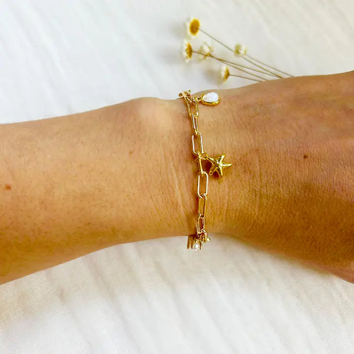 Gold Seashell Charm Bracelet